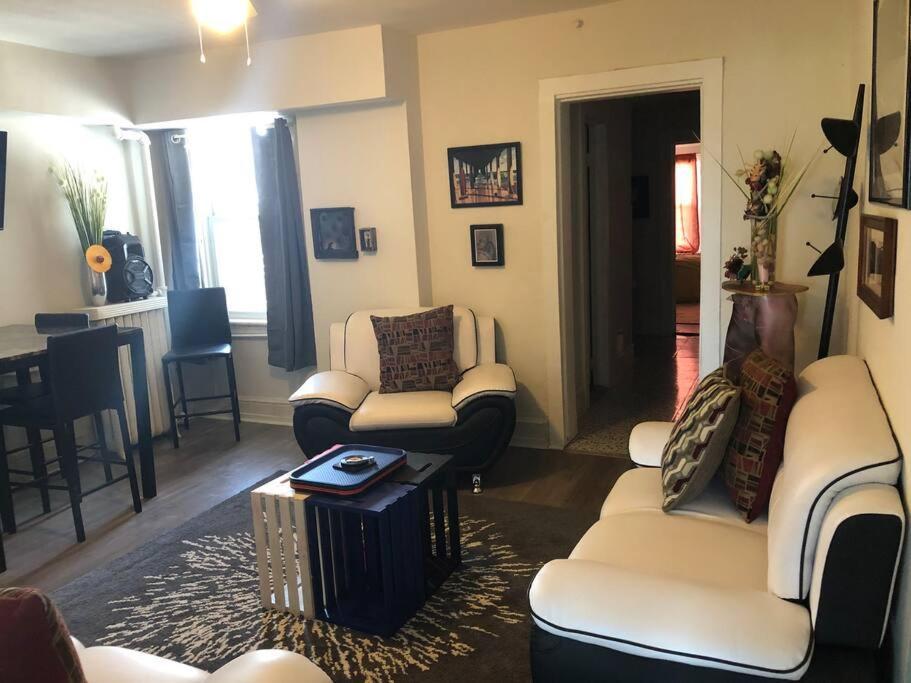 Apartment 2bed/1 Bath Spacious Apt Boardwalk, Beach, Casinos Atlantic City