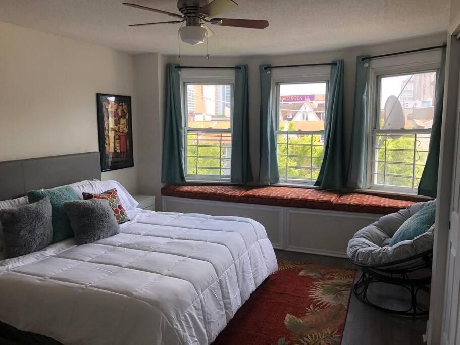 2bed/1 Bath Spacious Apt Boardwalk, Beach, Casinos Atlantic City